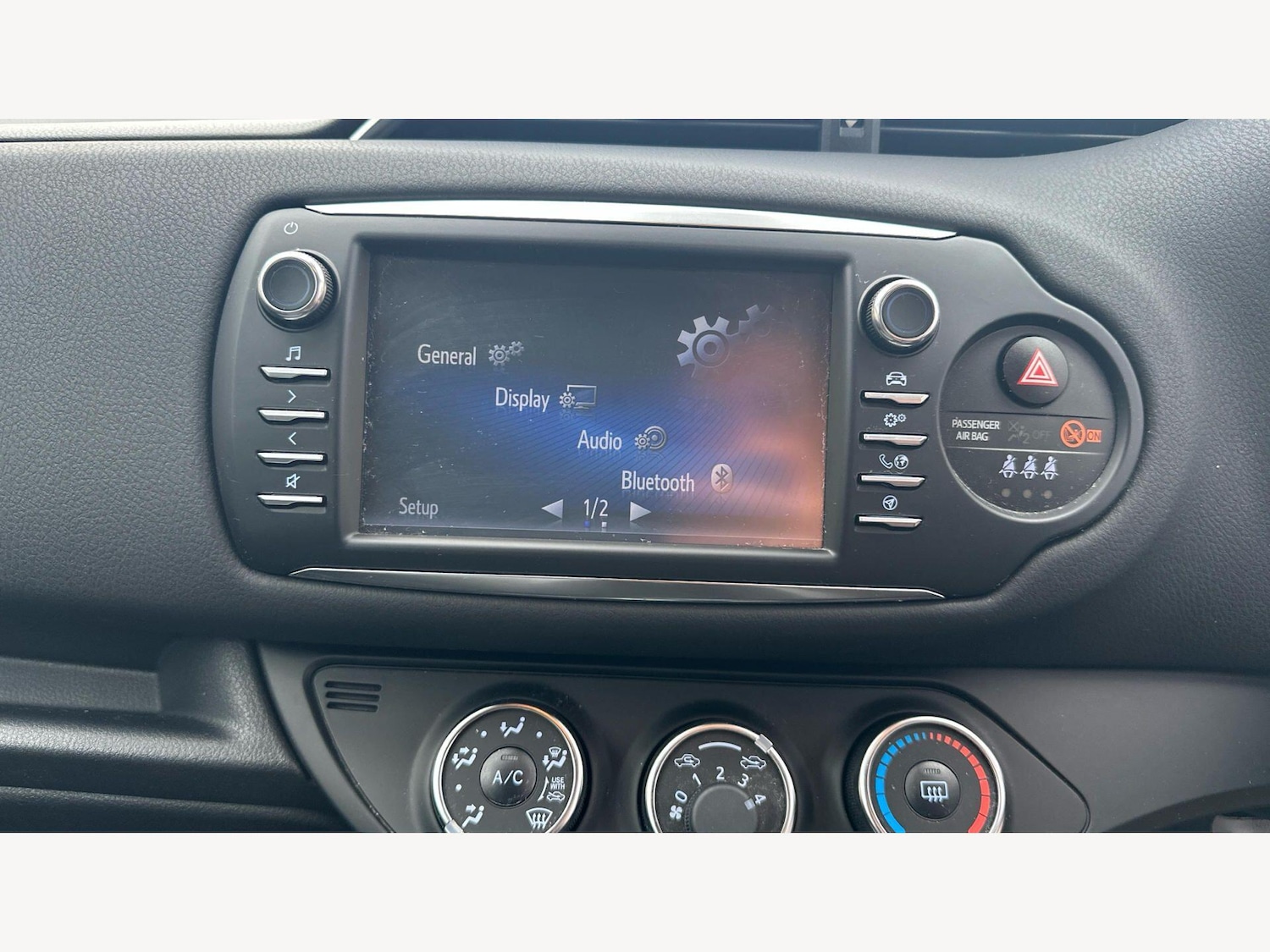 Used Toyota Yaris for sale - 77753914: Photo 23