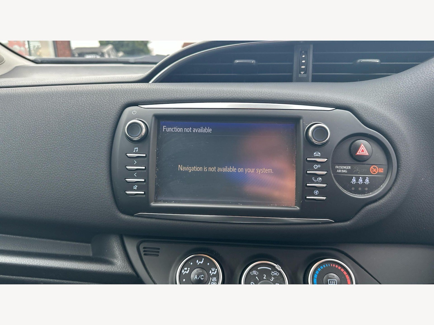 Used Toyota Yaris for sale - 77753914: Photo 9