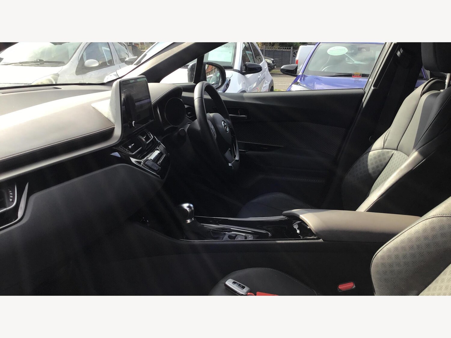 Used Toyota C-HR 2023 for sale - 76270134: Photo 12