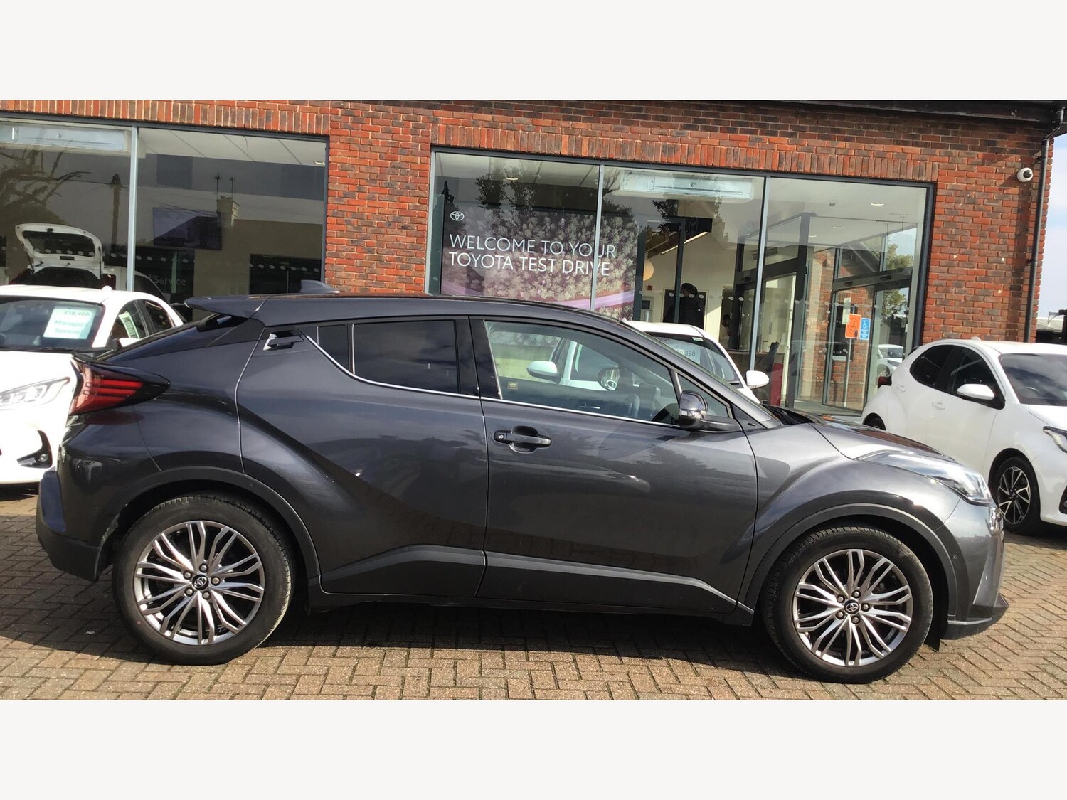 Used Toyota C-HR 2023 for sale - 76270134: Photo 18