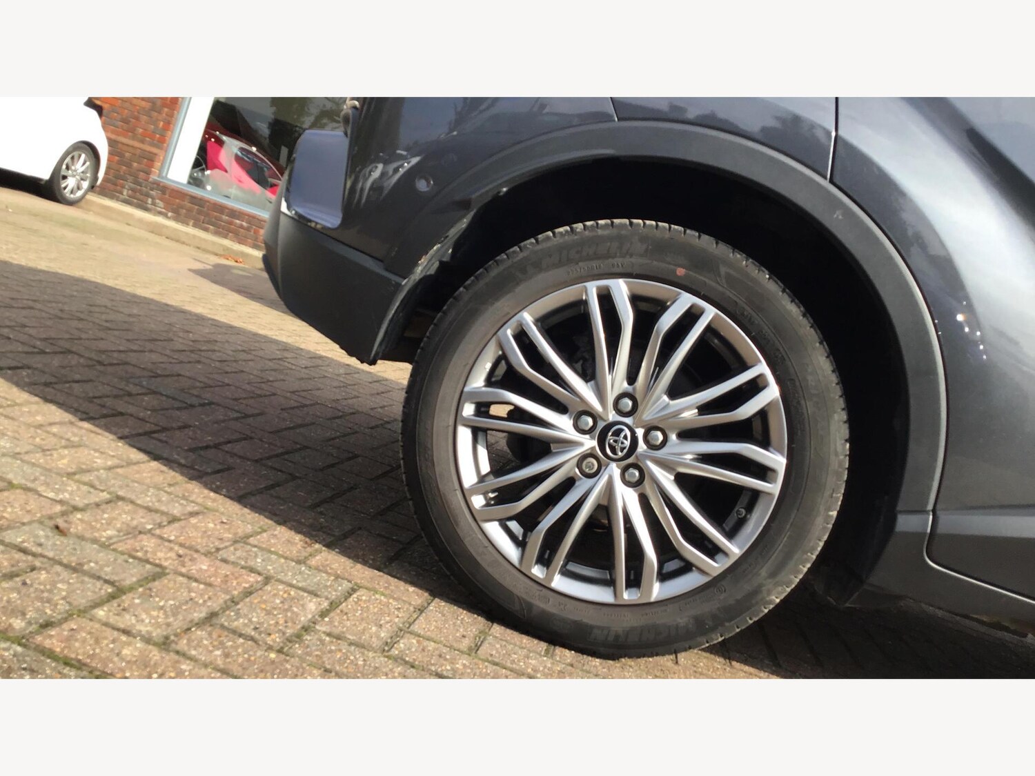 Used Toyota C-HR 2023 for sale - 76270134: Photo 20