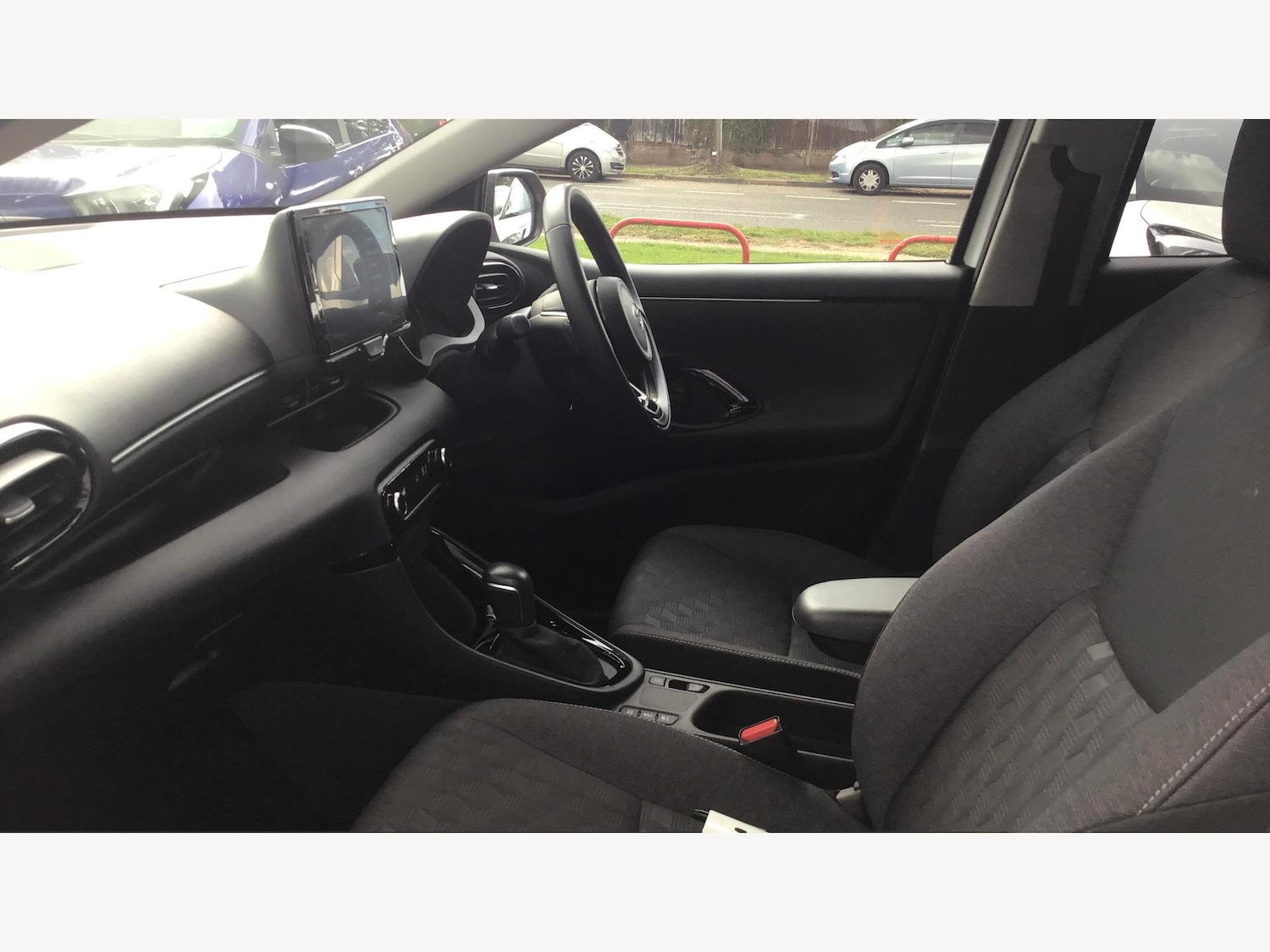 Used Toyota Yaris 2024 for sale - 76109608: Photo 12