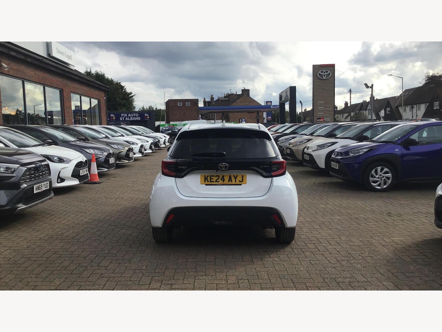 Used Toyota Yaris 2024 for sale - 76109608: Photo 21