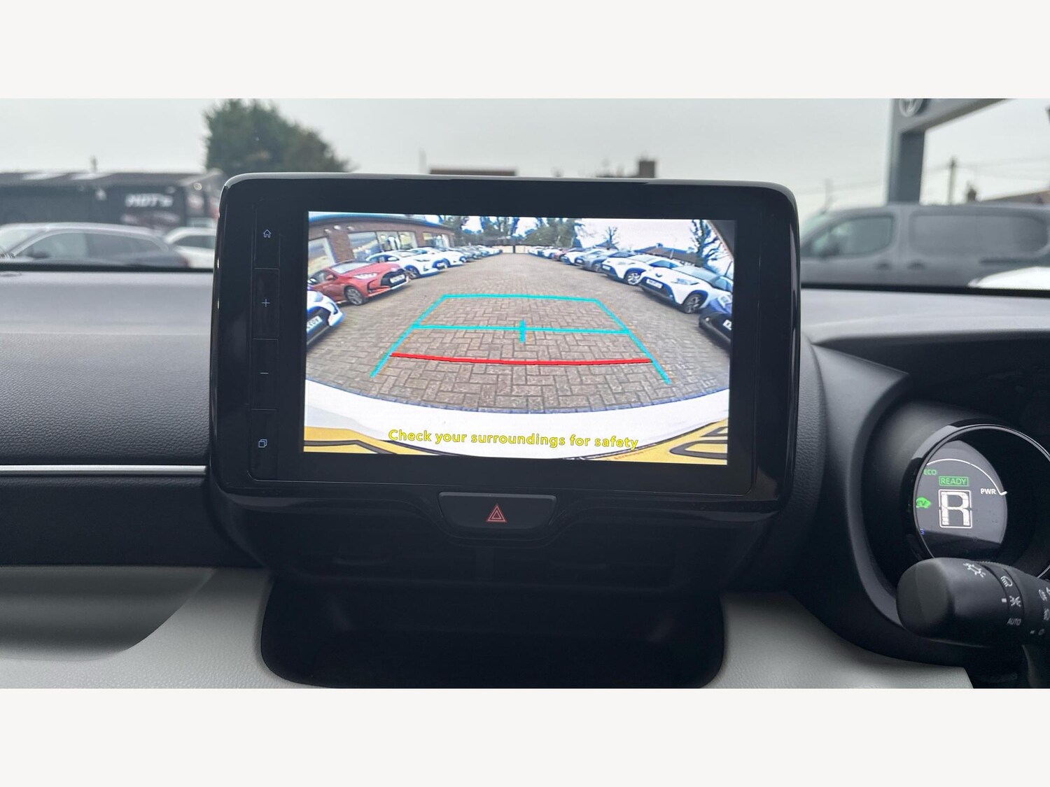 Used Toyota Yaris 2023 for sale - 77523685: Photo 26