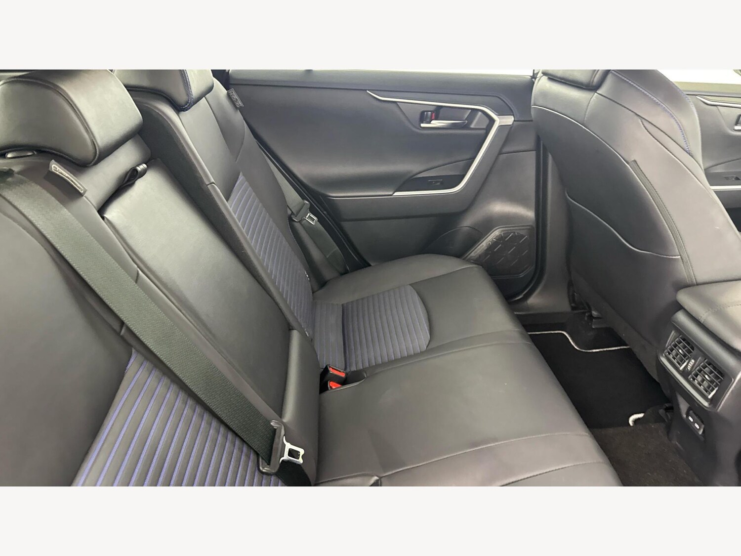 Used Toyota RAV4 2022 for sale - 76539018: Photo 14