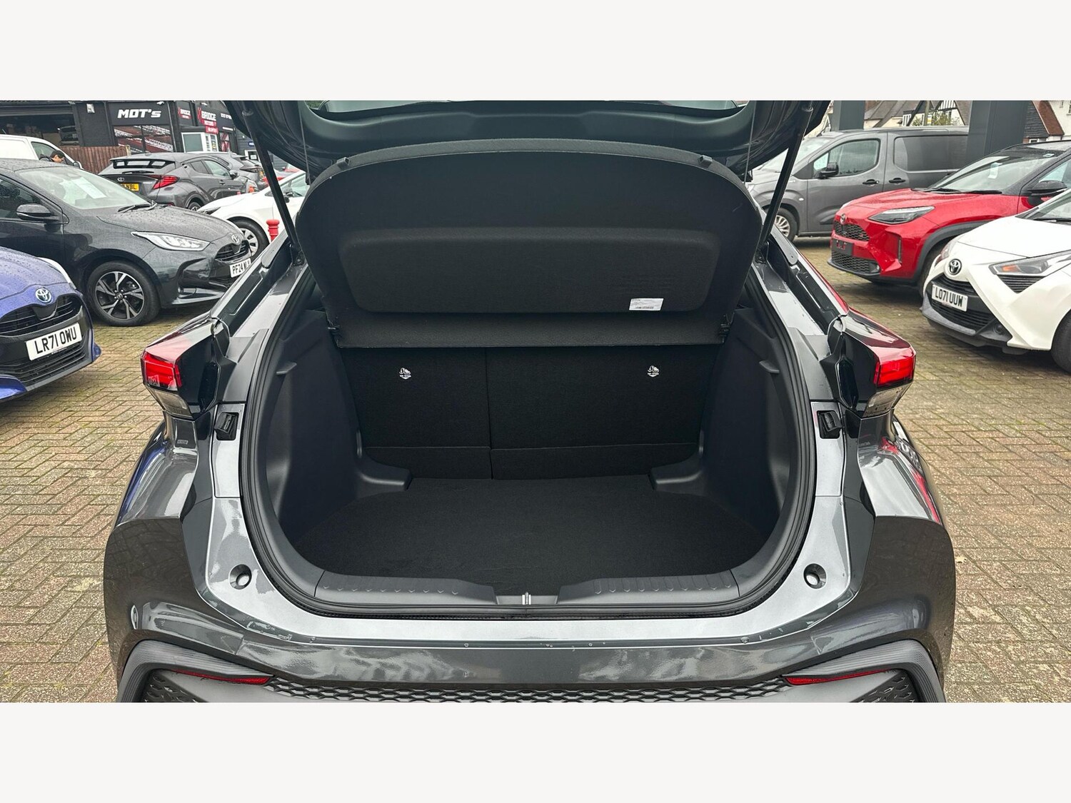 Used Toyota C-HR 2025 for sale - 77440268: Photo 16