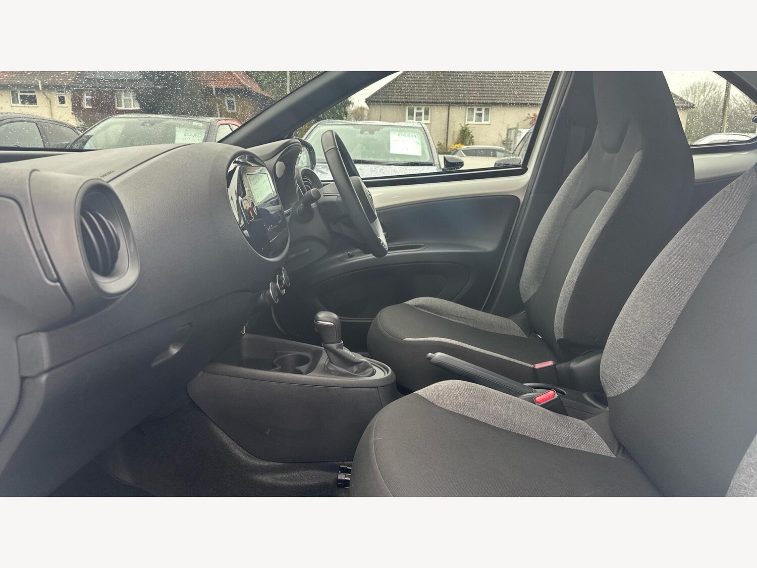 Used Toyota Aygo X 2024 for sale - 77202871: Photo 12