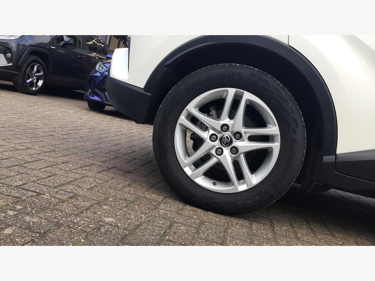 Used Toyota C-HR 2020 for sale - 76042018: Photo 20