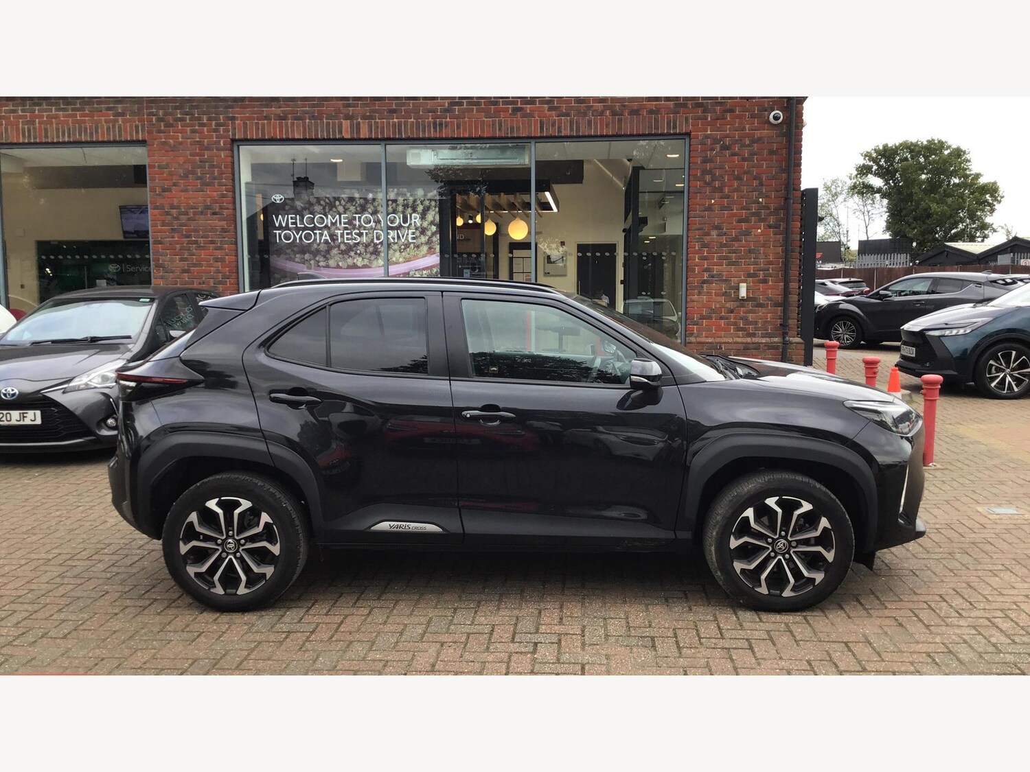 Used Toyota Yaris Cross 2023 for sale - 76013065: Photo 18
