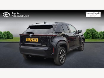 Used Toyota Yaris Cross 2023 for sale - 76013065: Photo 2