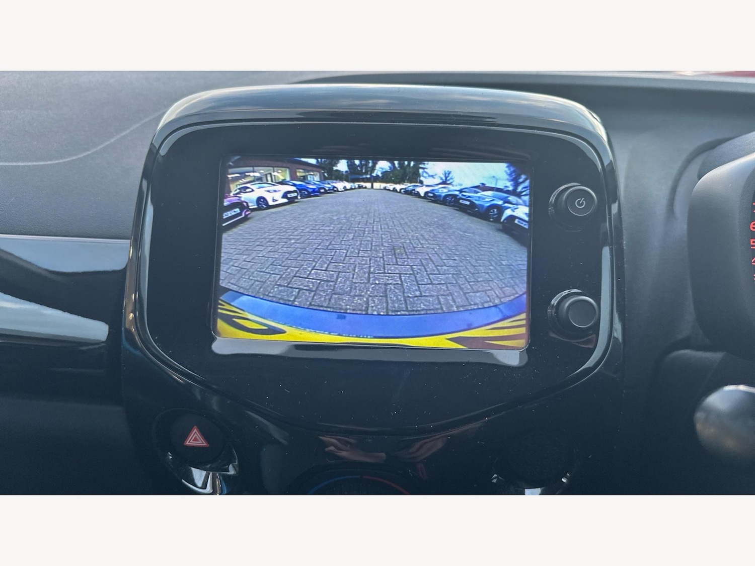 Used Toyota AYGO 2016 for sale - 77191575: Photo 25