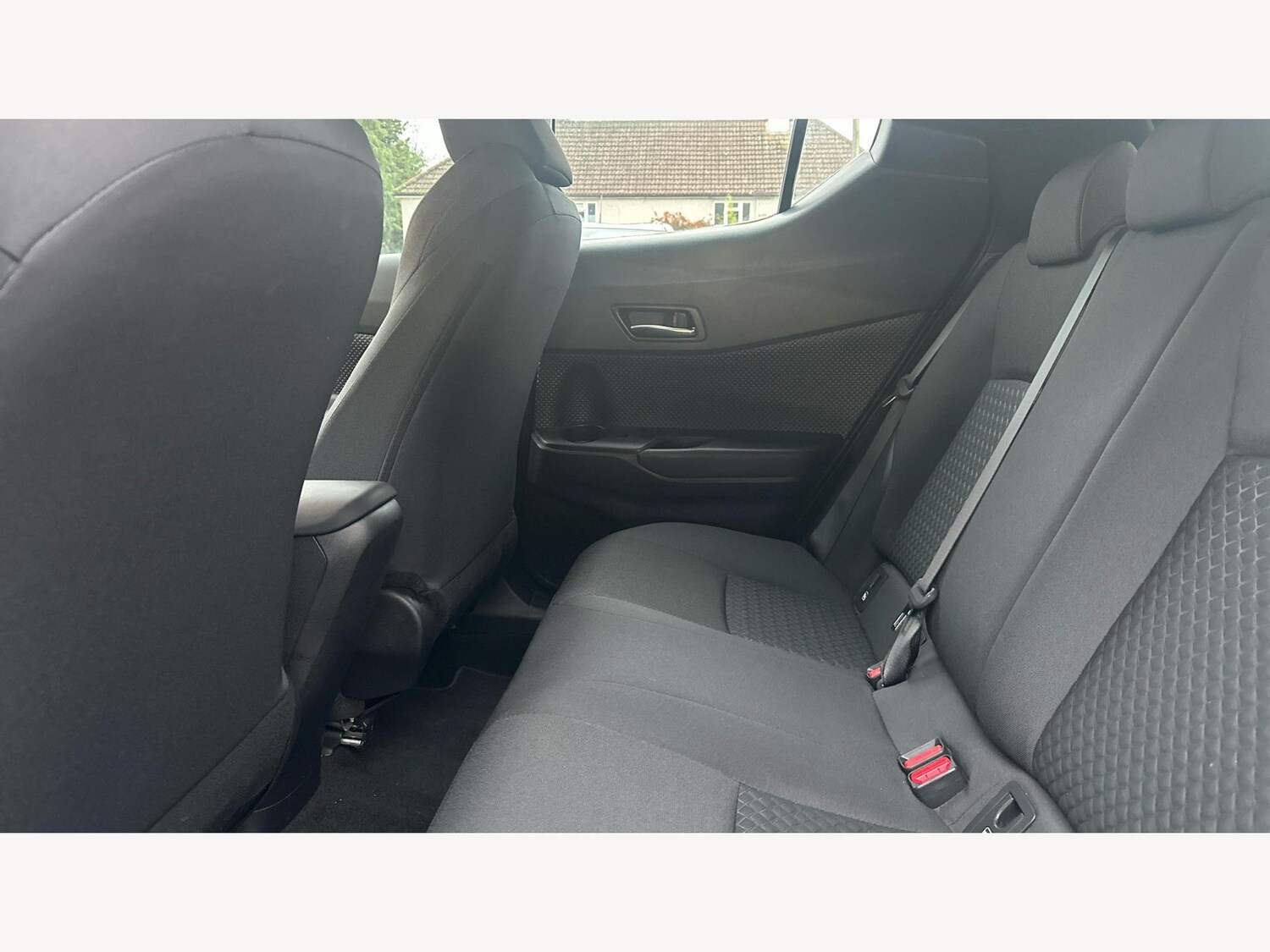 Used Toyota C-HR 2023 for sale - 77175575: Photo 15