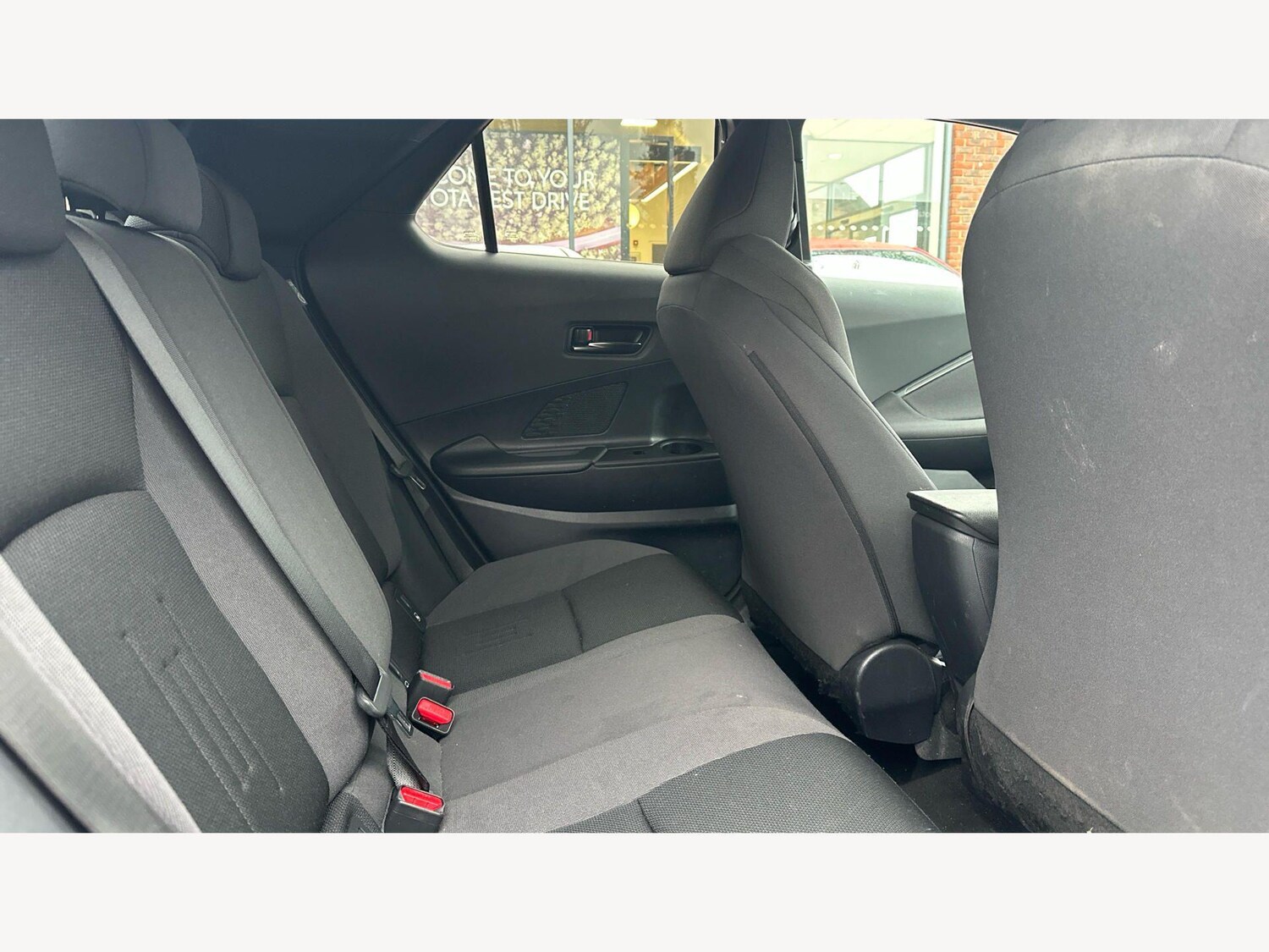 Used Toyota C-HR 2024 for sale - 77611472: Photo 14