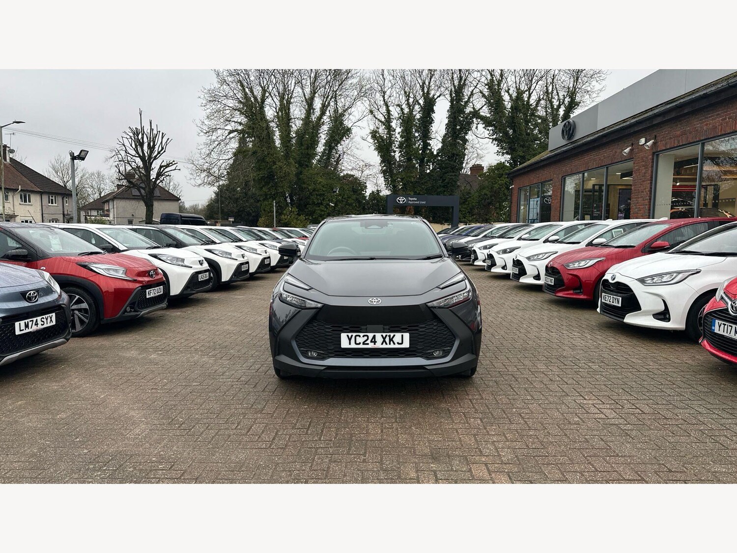 Used Toyota C-HR 2024 for sale - 77611472: Photo 17