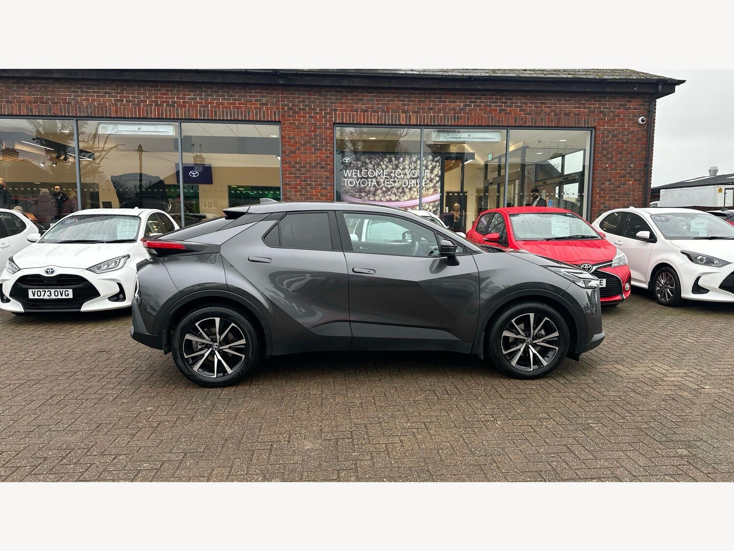 Used Toyota C-HR 2024 for sale - 77611472: Photo 18