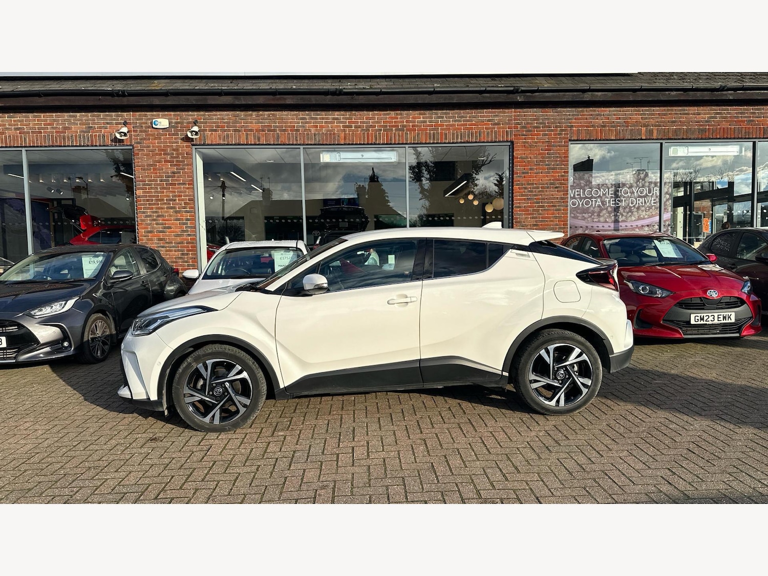 Used Toyota C-HR 2023 for sale - 76866471: Photo 19