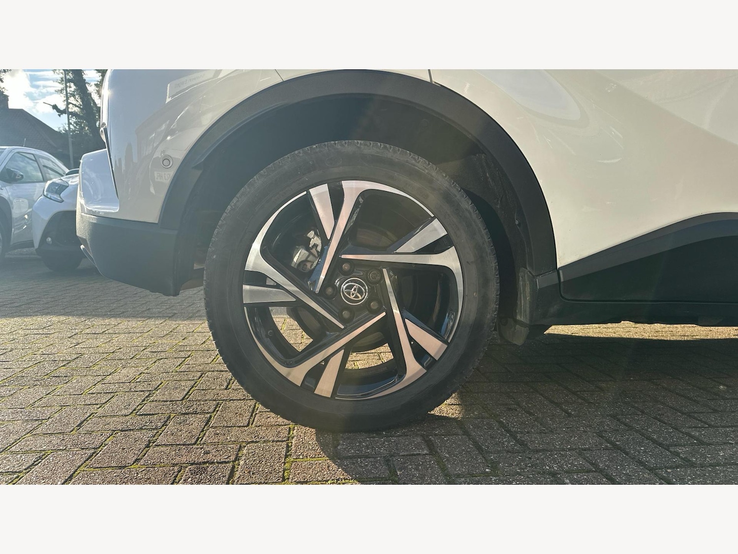 Used Toyota C-HR 2023 for sale - 76866471: Photo 20