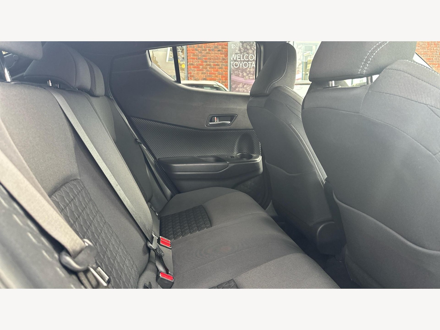 Used Toyota C-HR 2021 for sale - 77537201: Photo 14