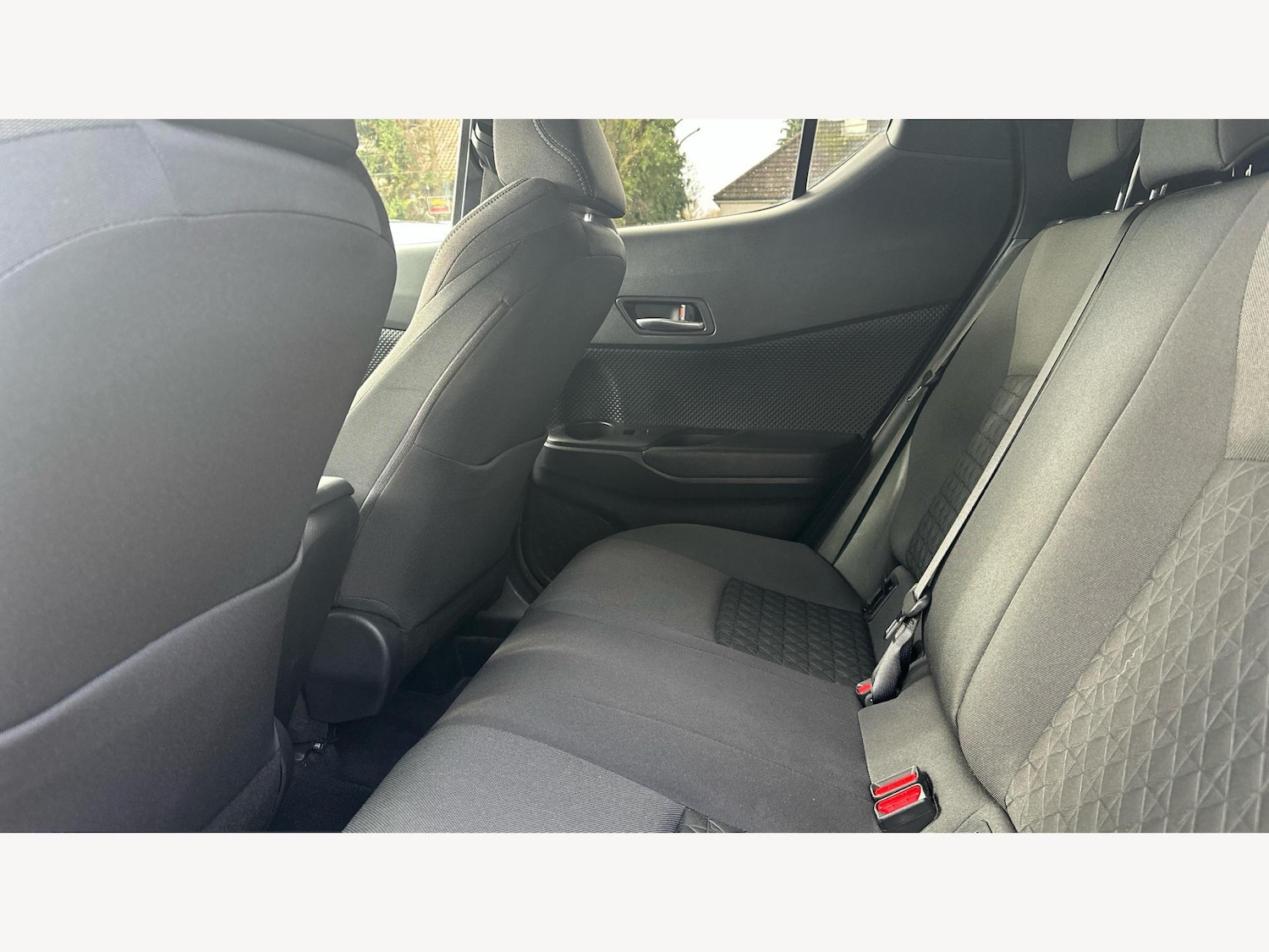 Used Toyota C-HR 2021 for sale - 77537201: Photo 15