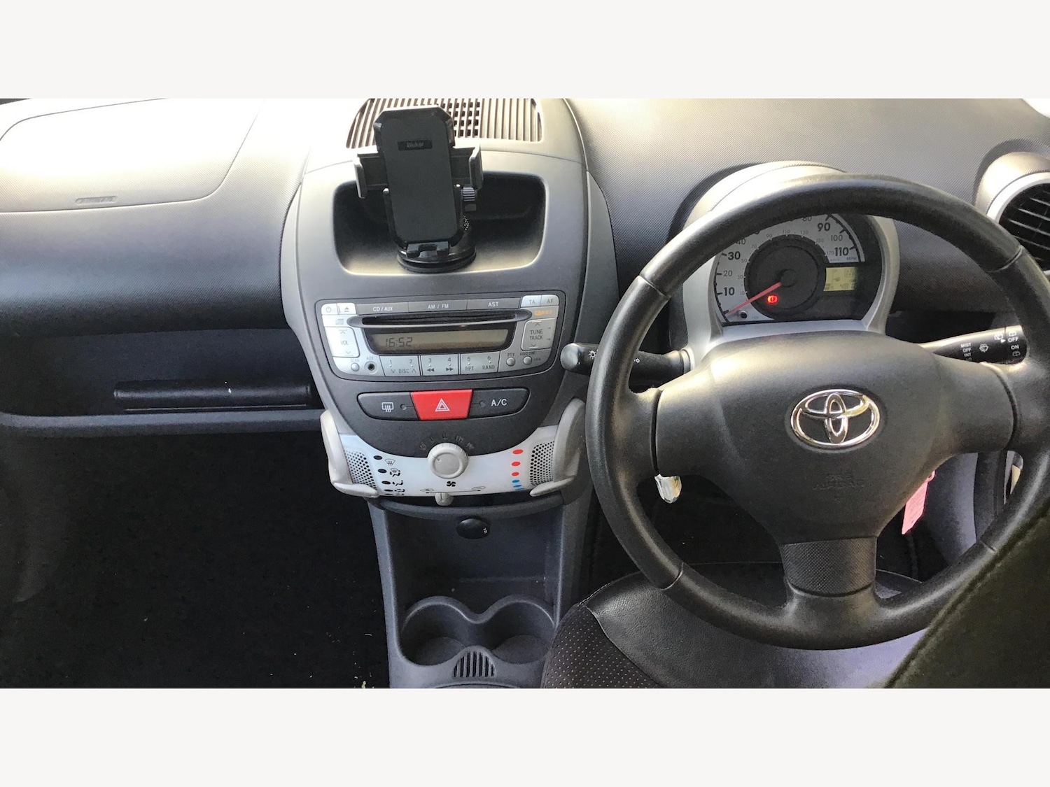 Used Toyota AYGO 2009 for sale - 76136087: Photo 7