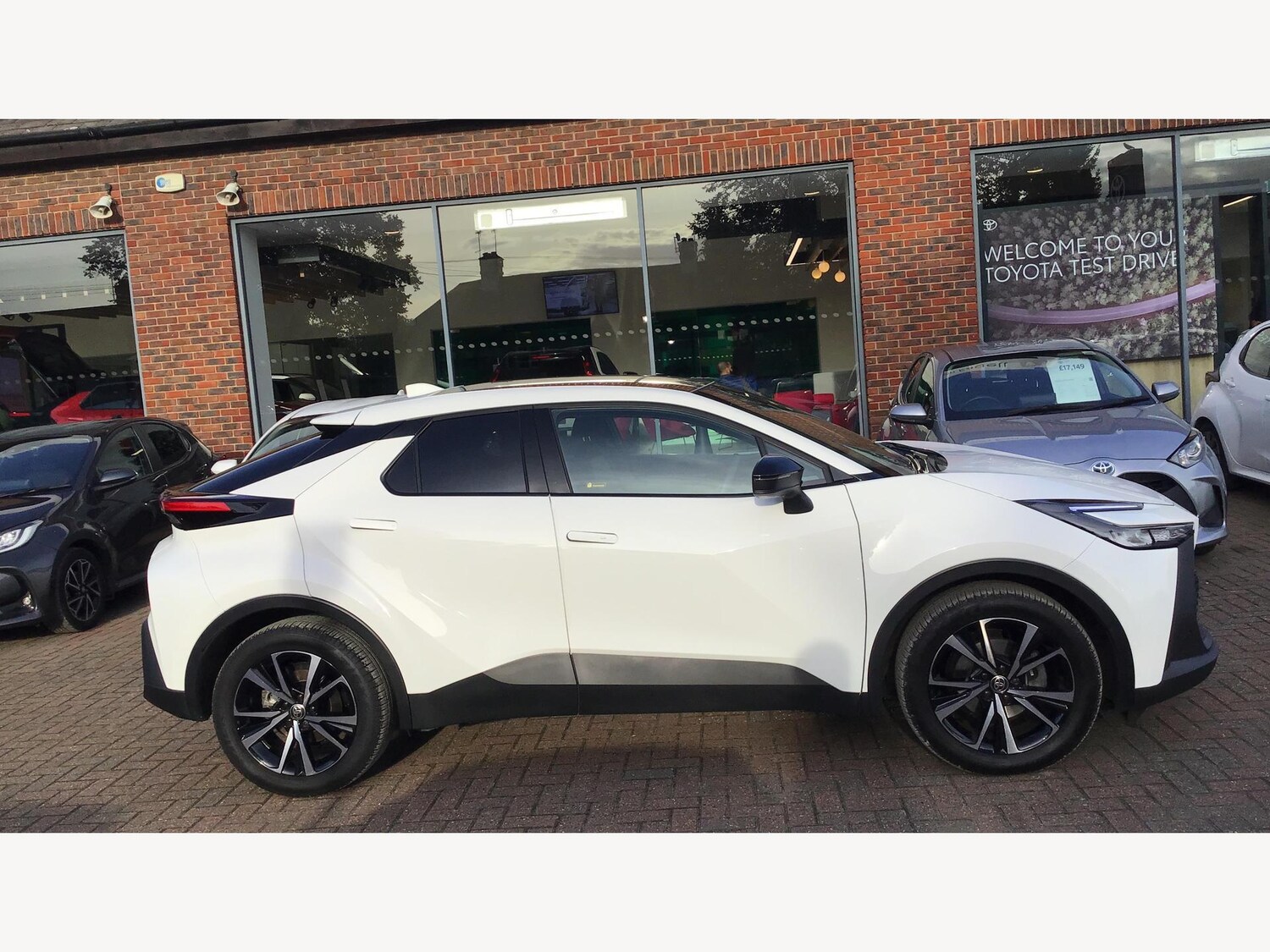 Used Toyota C-HR 2025 for sale - 76013616: Photo 18