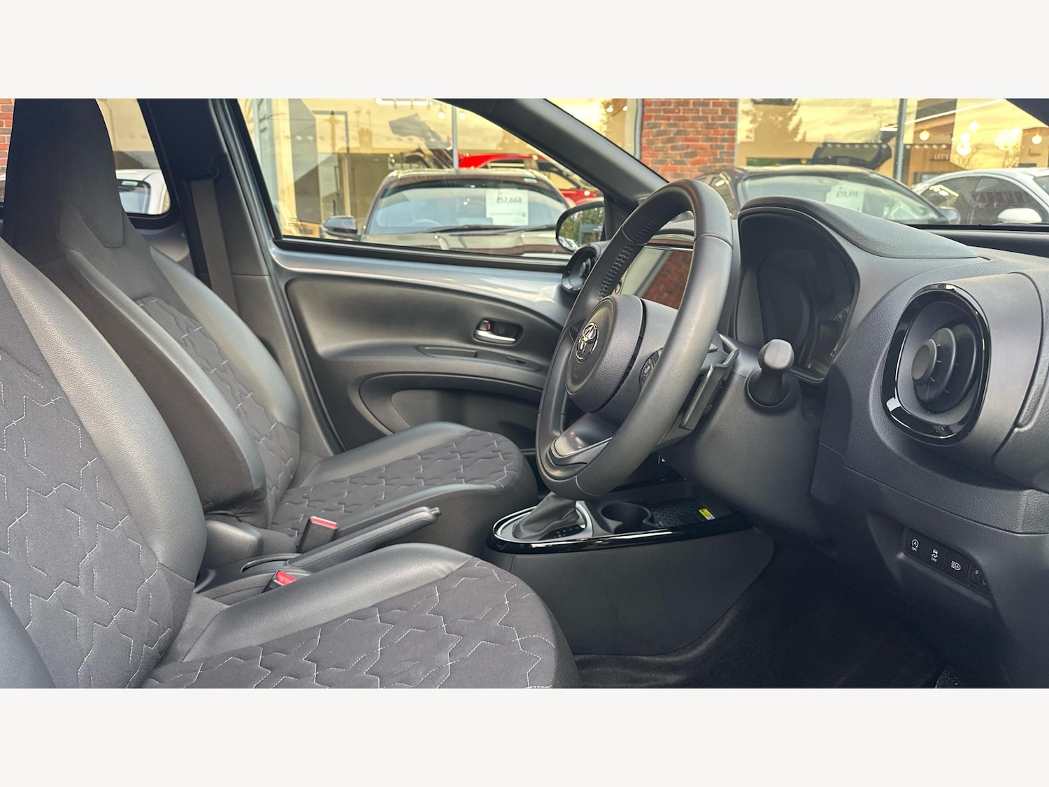 Used Toyota Aygo X 2024 for sale - 77377586: Photo 13