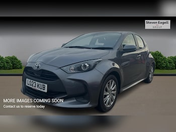 Used Toyota Yaris 2023 for sale - 77387378: Photo