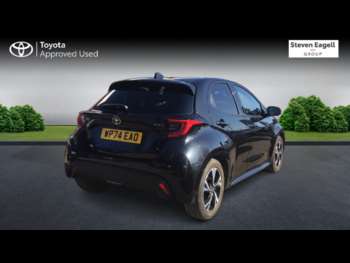 Used Toyota Yaris 2024 for sale - 74705012: Photo