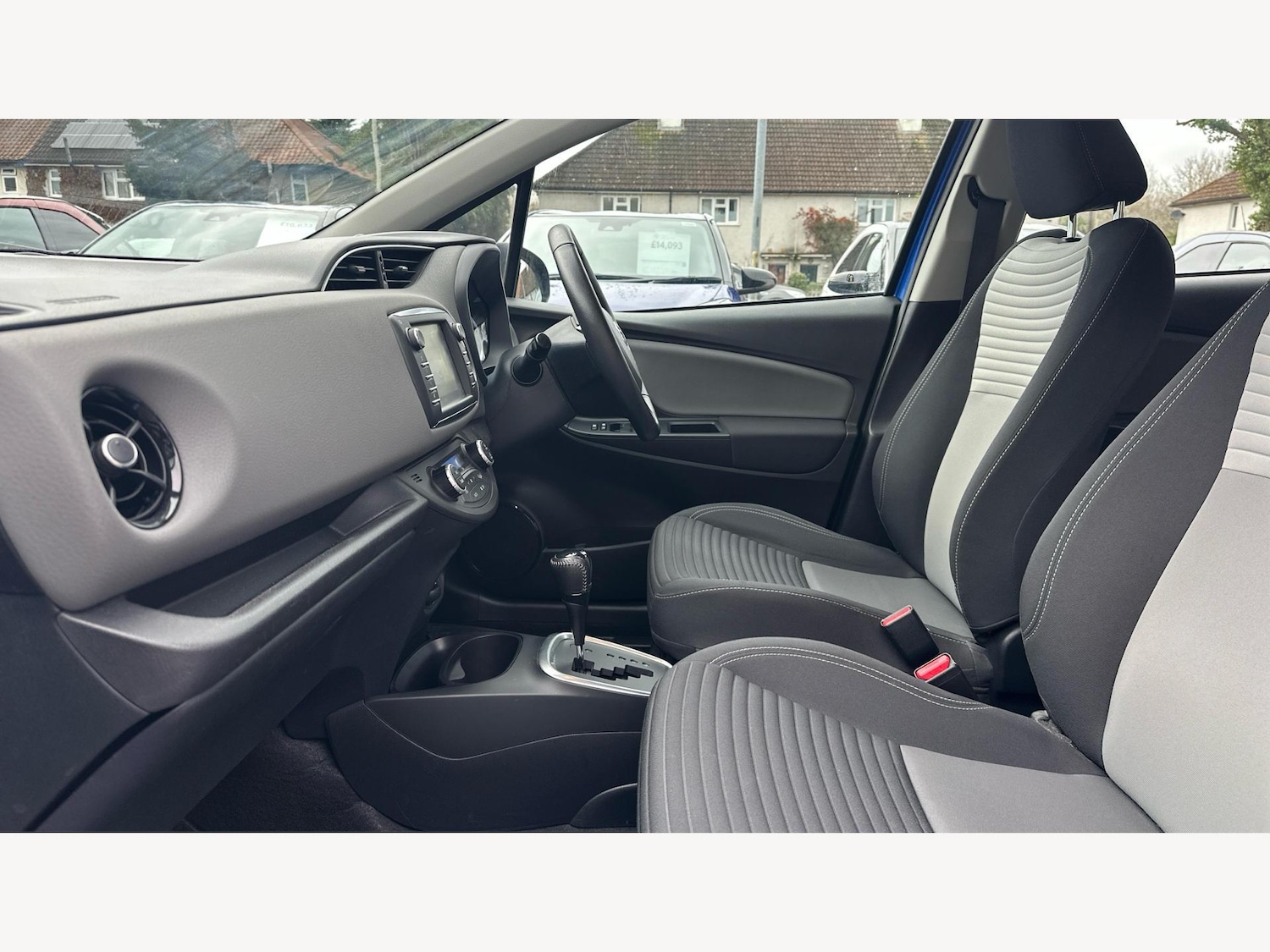Used Toyota Yaris 2019 for sale - 77351594: Photo 12