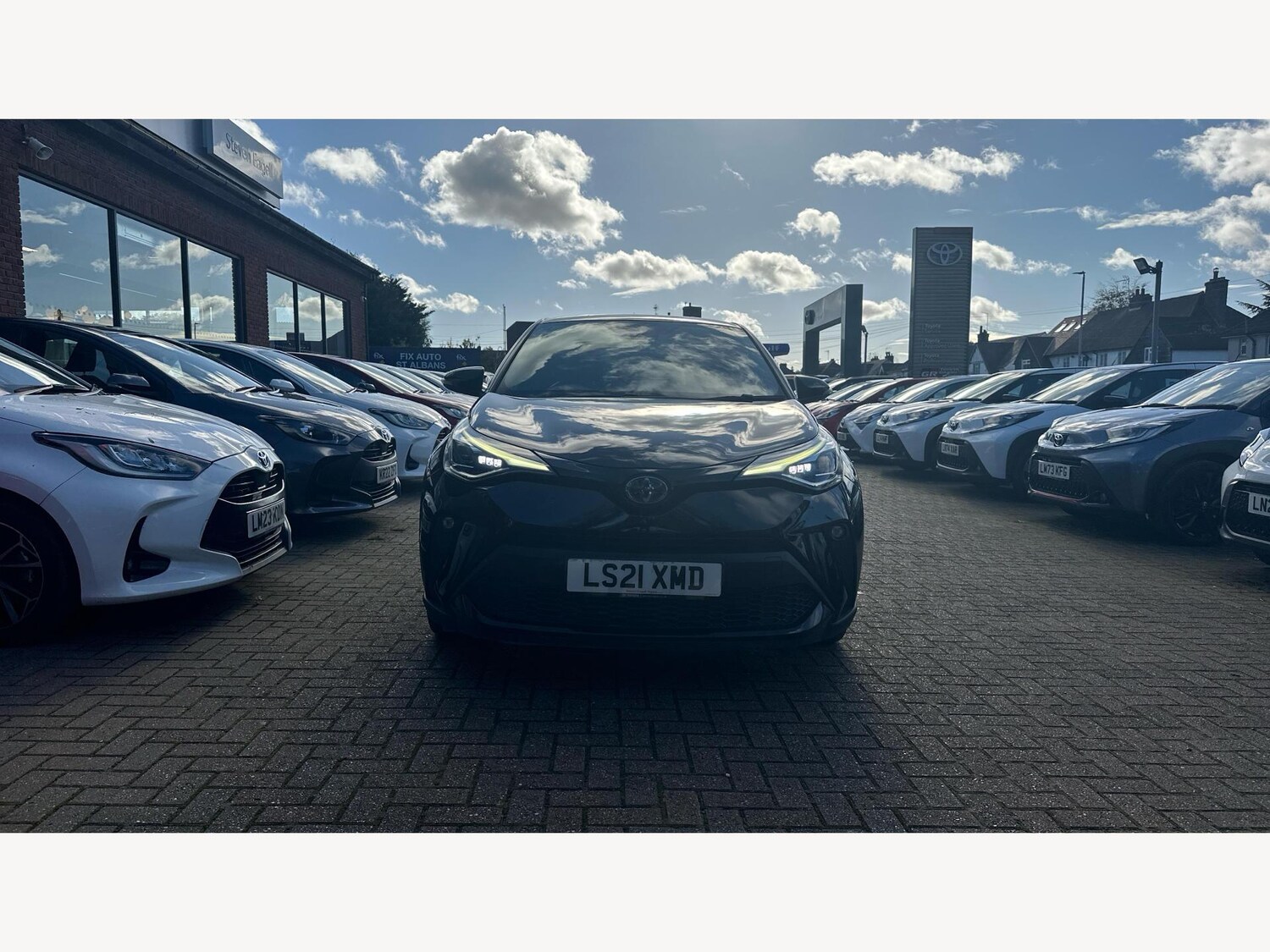 Used Toyota C-HR 2021 for sale - 76425012: Photo 17