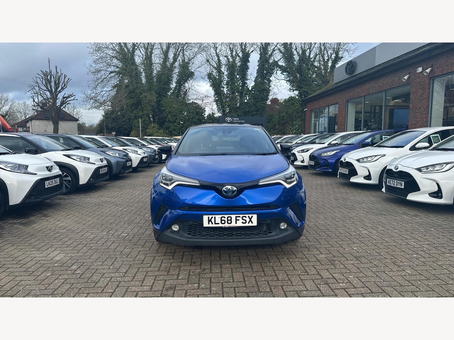 Used Toyota C-HR 2019 for sale - 77537132: Photo 17