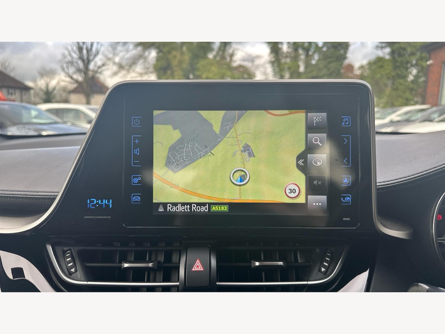 Used Toyota C-HR 2019 for sale - 77537132: Photo 9