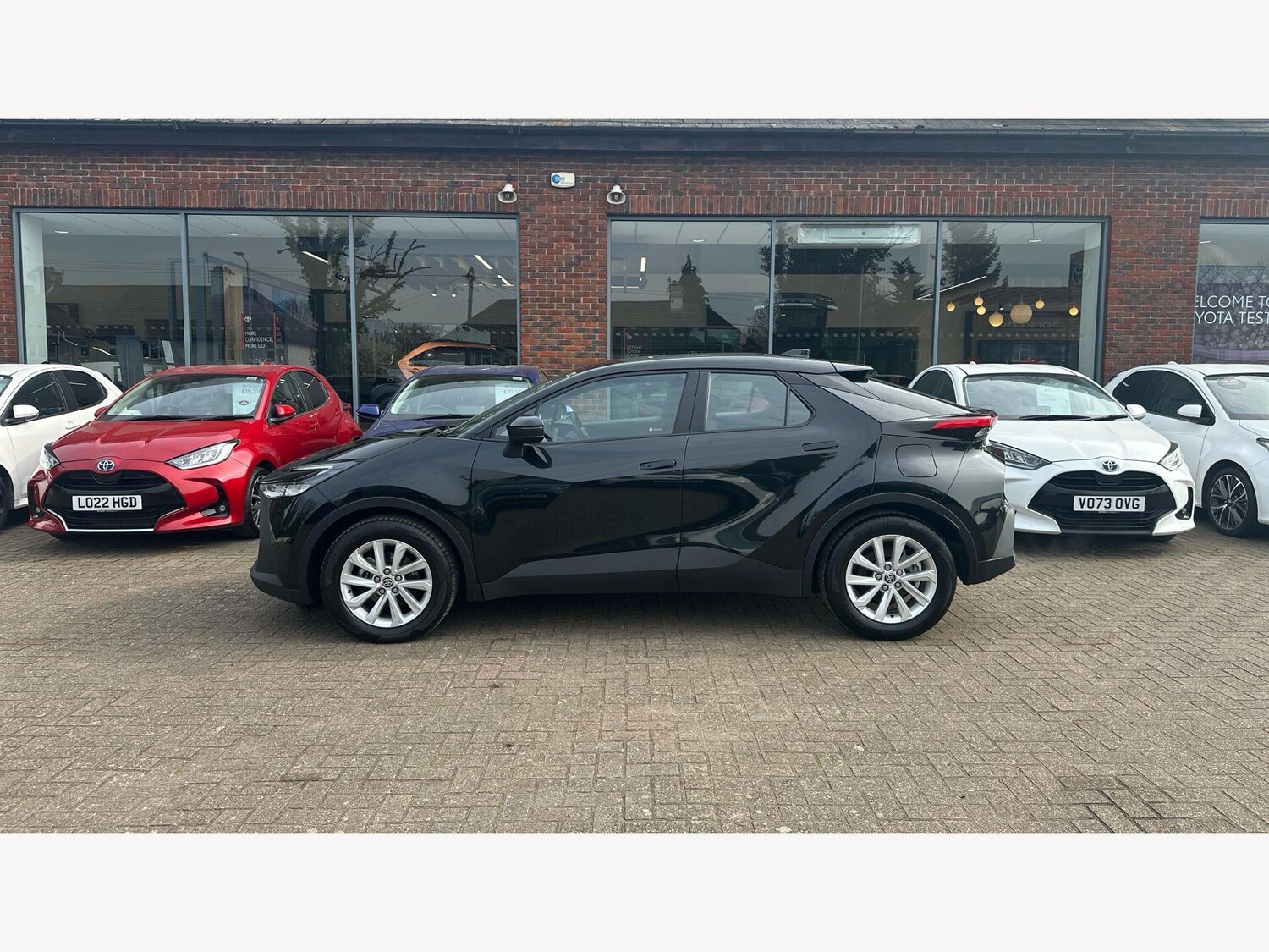 Used Toyota C-HR 2024 for sale - 78157097: Photo 19