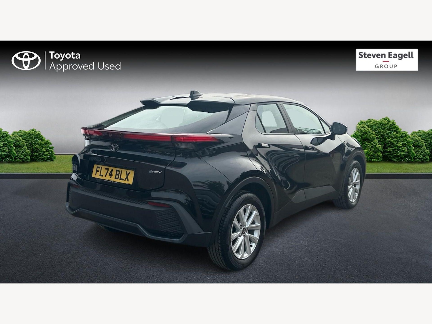 Used Toyota C-HR 2024 for sale - 78157097: Photo 2