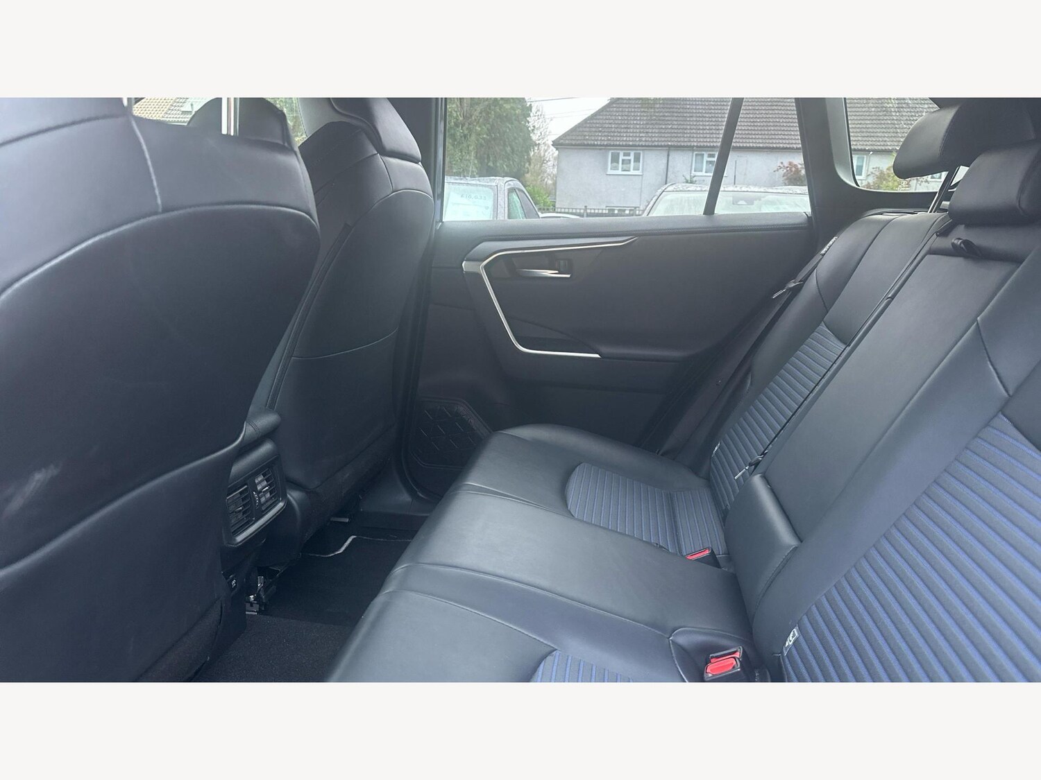 Used Toyota RAV4 2019 for sale - 77523489: Photo 15