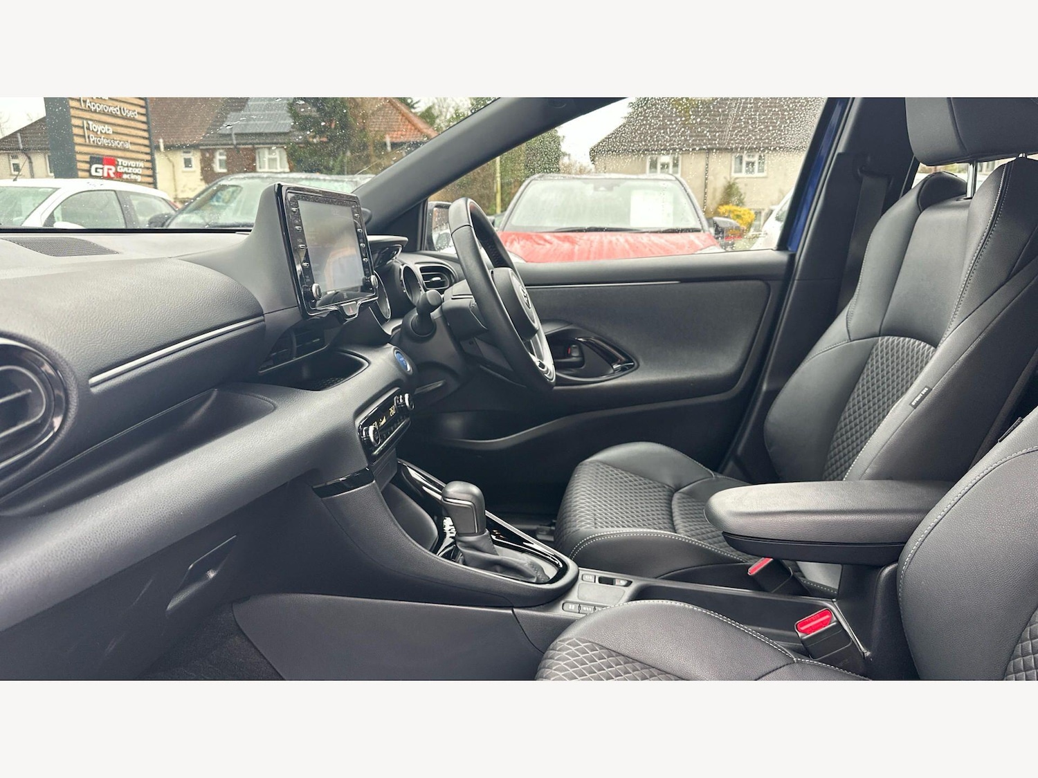 Used Toyota Yaris 2022 for sale - 77696279: Photo 12