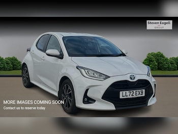 Used Toyota Yaris 2023 for sale - 78416800: Photo