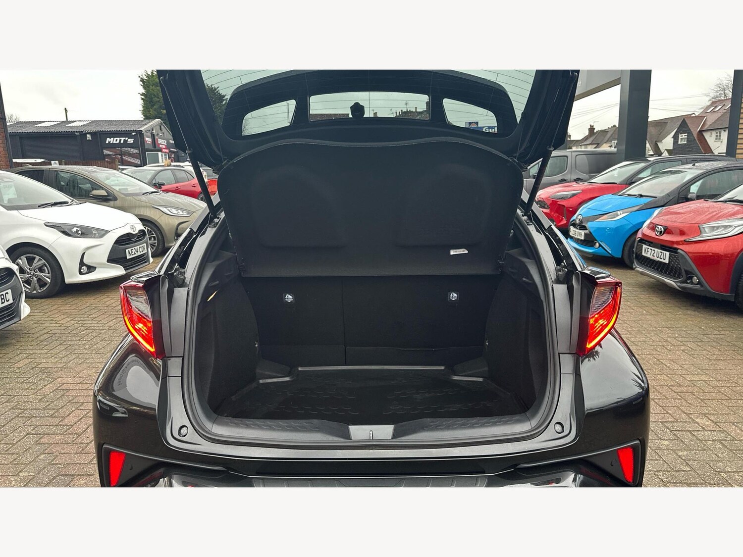 Used Toyota C-HR 2022 for sale - 77496456: Photo 16