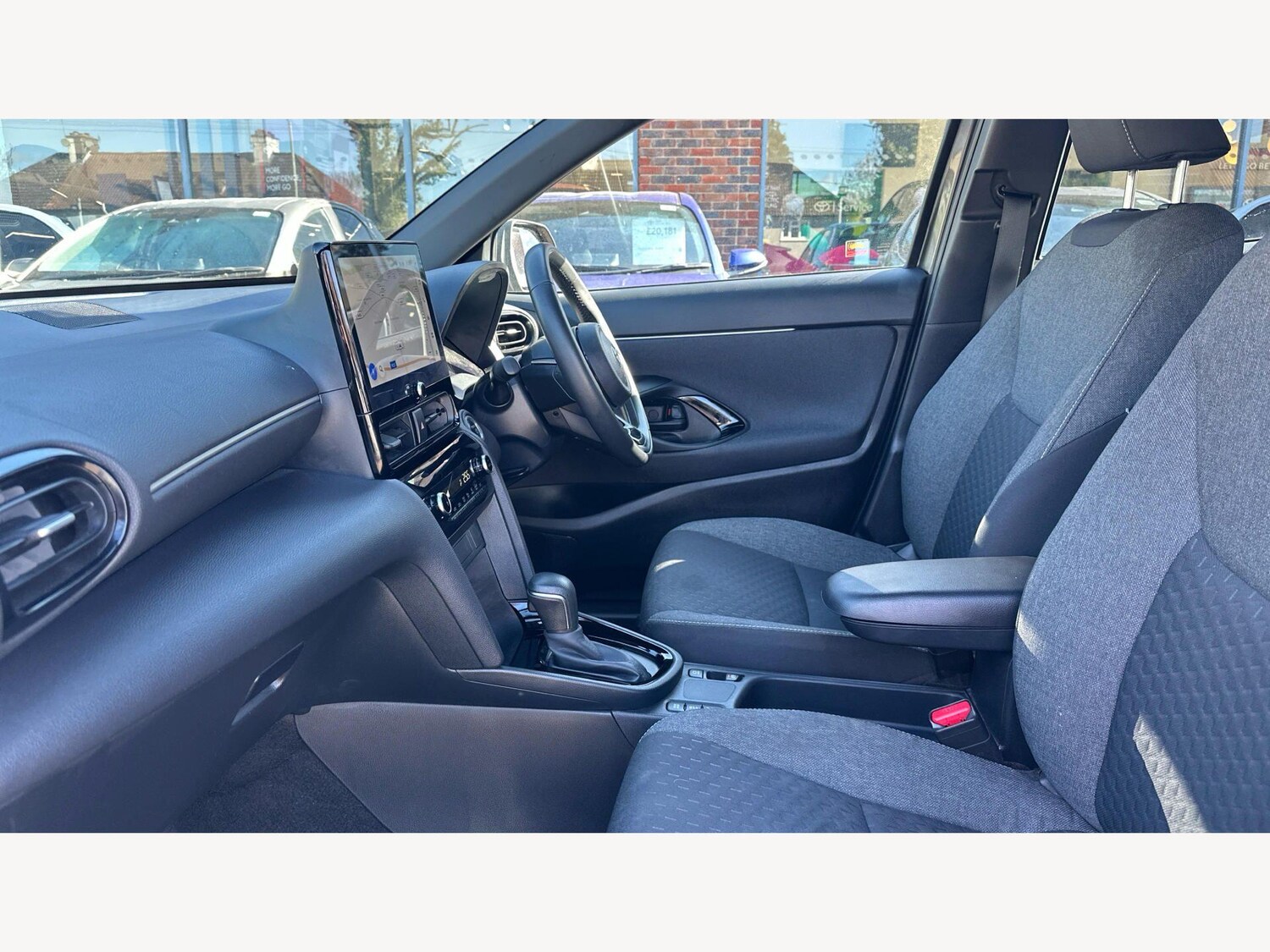 Used Toyota Yaris Cross 2024 for sale - 78171564: Photo 12