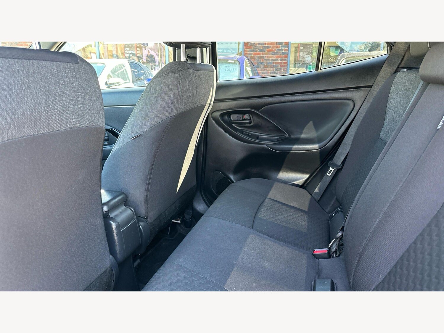 Used Toyota Yaris Cross 2024 for sale - 78171564: Photo 15