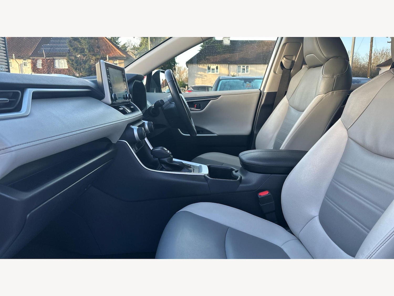 Used Toyota RAV4 2022 for sale - 77305401: Photo 12