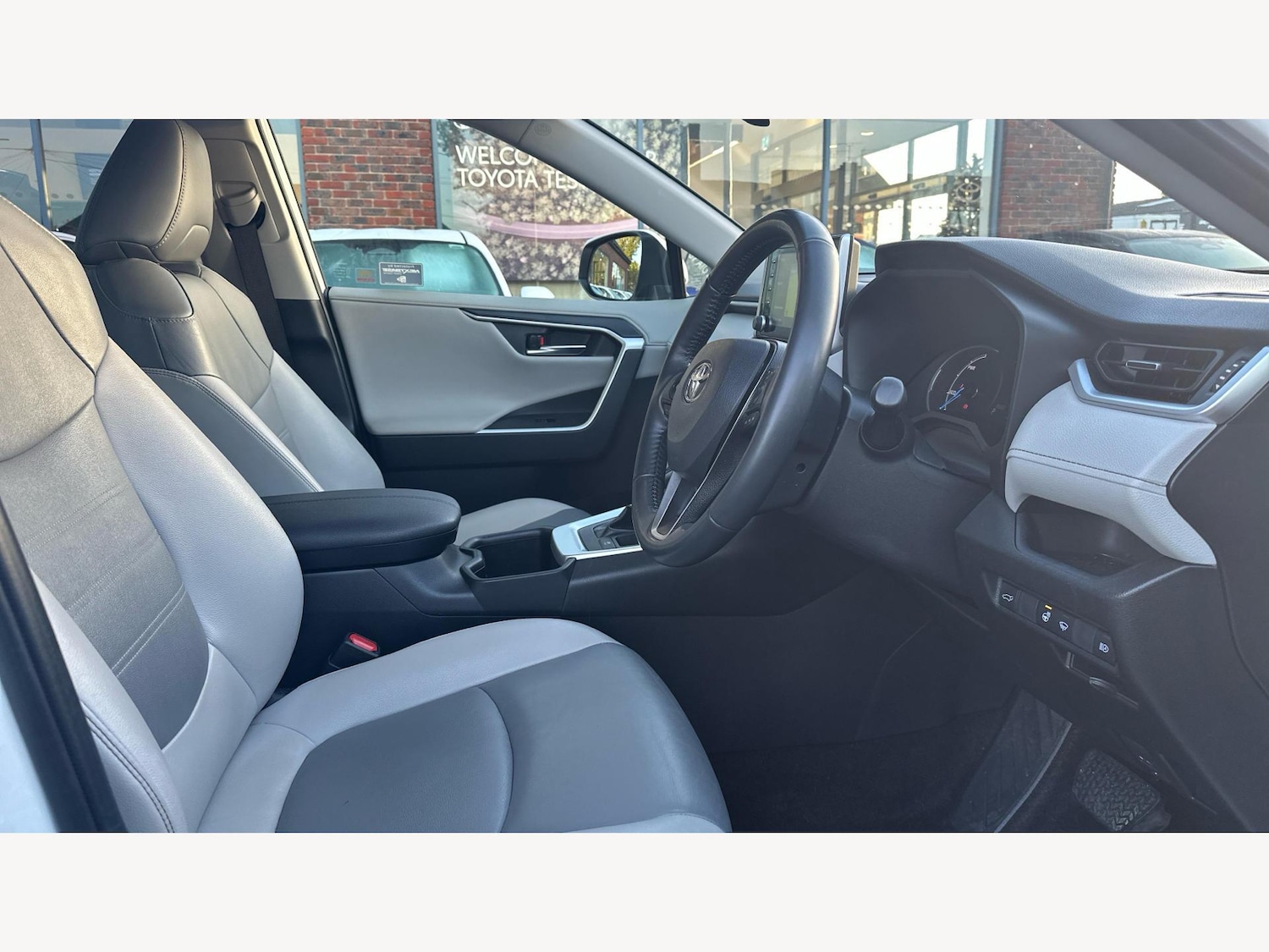 Used Toyota RAV4 2022 for sale - 77305401: Photo 13