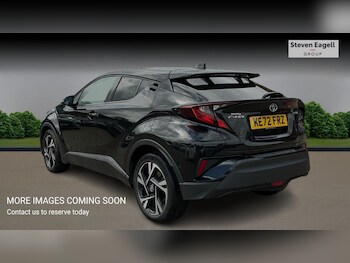 Used Toyota C-HR 2023 for sale - 78853944: Photo