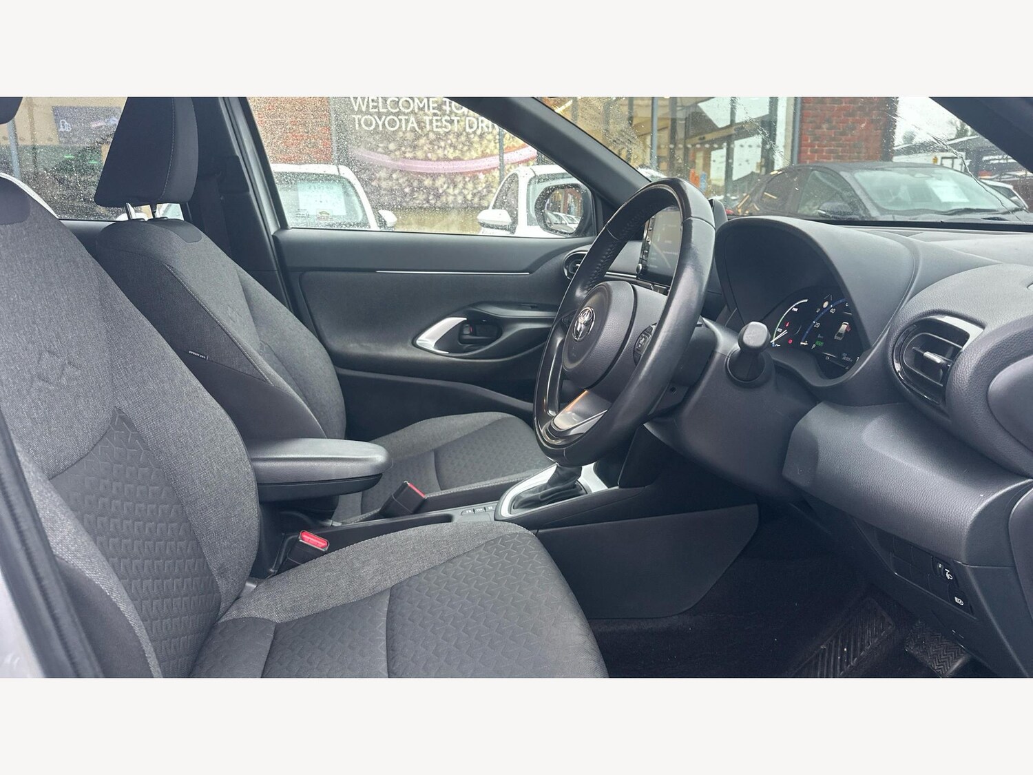 Used Toyota Yaris Cross 2022 for sale - 77330334: Photo 13