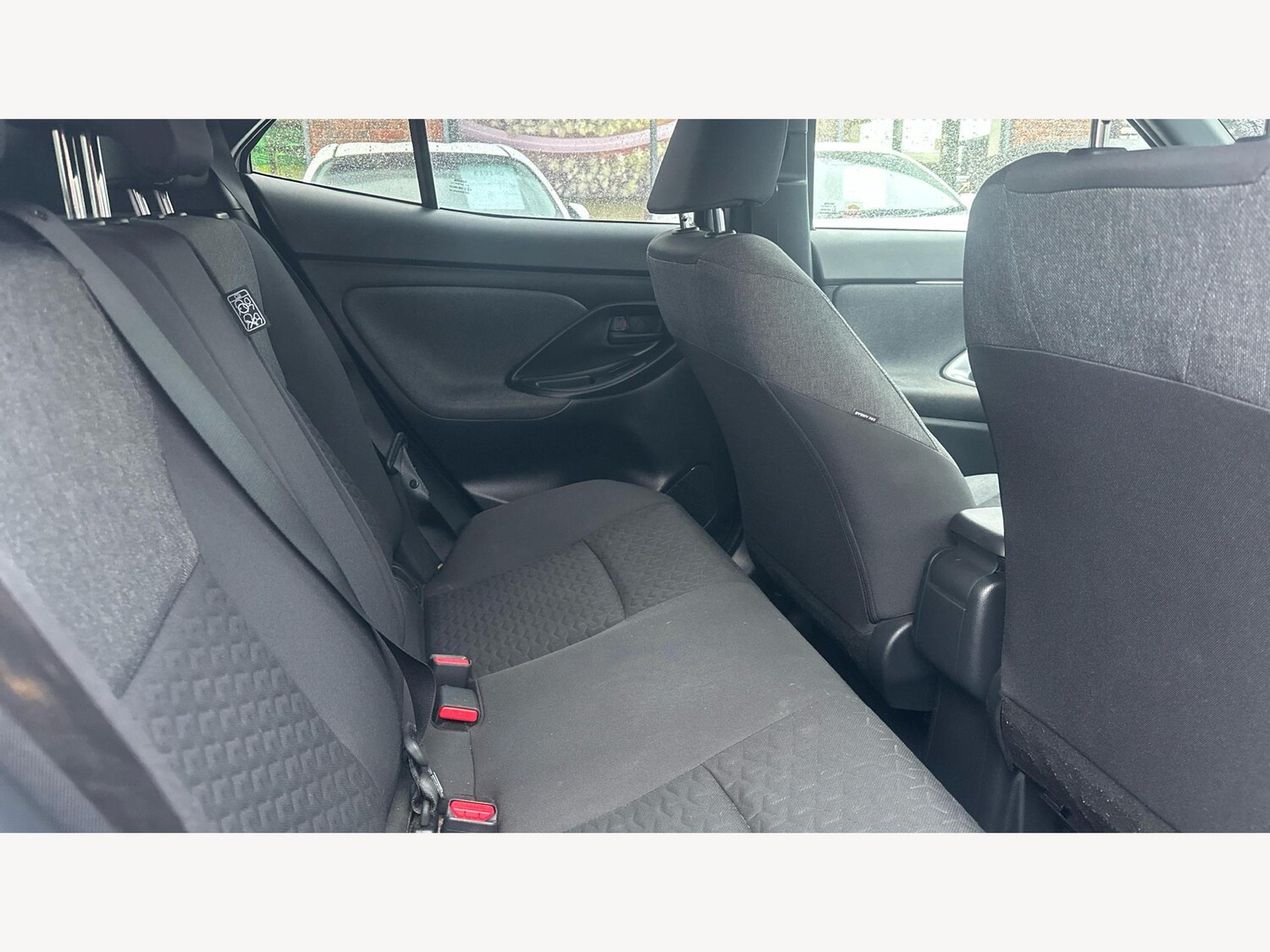 Used Toyota Yaris Cross 2022 for sale - 77330334: Photo 14
