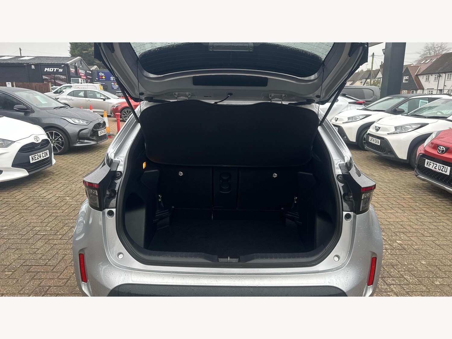 Used Toyota Yaris Cross 2022 for sale - 77330334: Photo 16