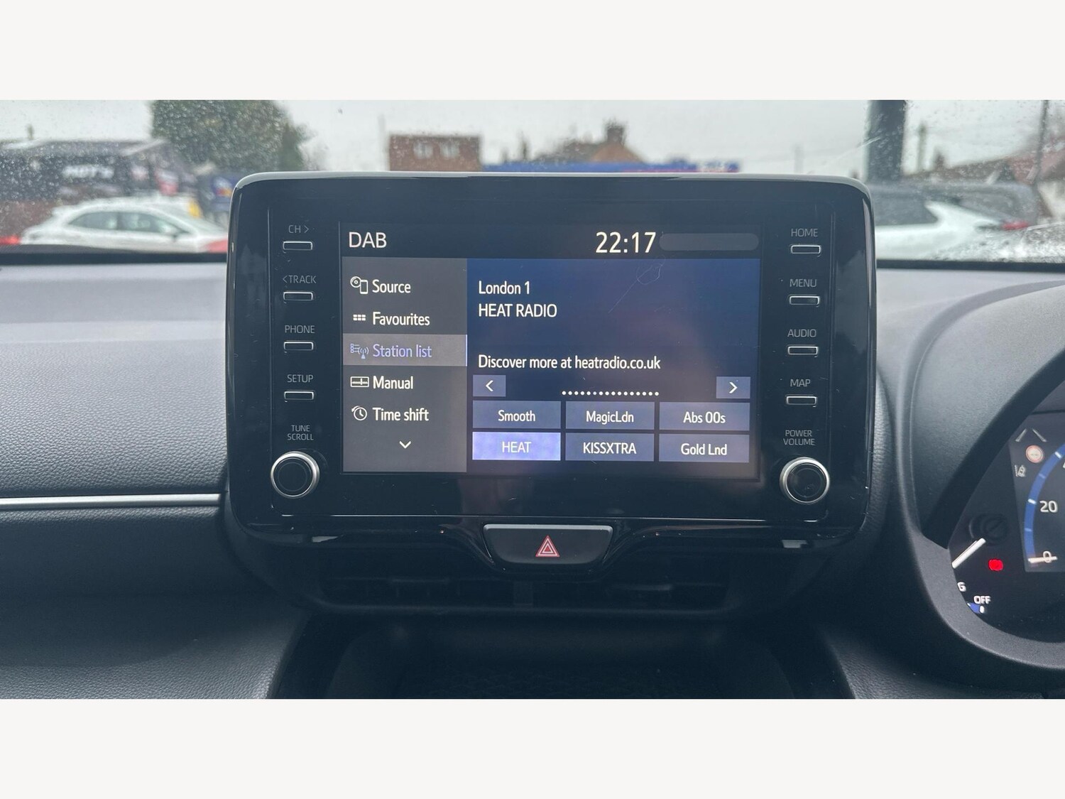 Used Toyota Yaris Cross 2022 for sale - 77330334: Photo 24