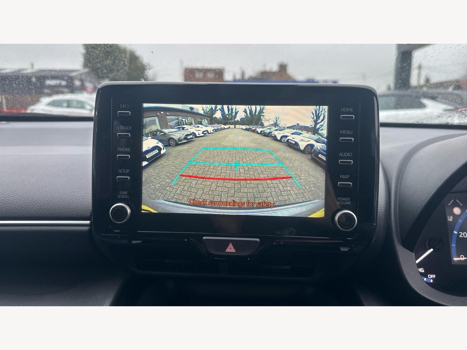 Used Toyota Yaris Cross 2022 for sale - 77330334: Photo 25