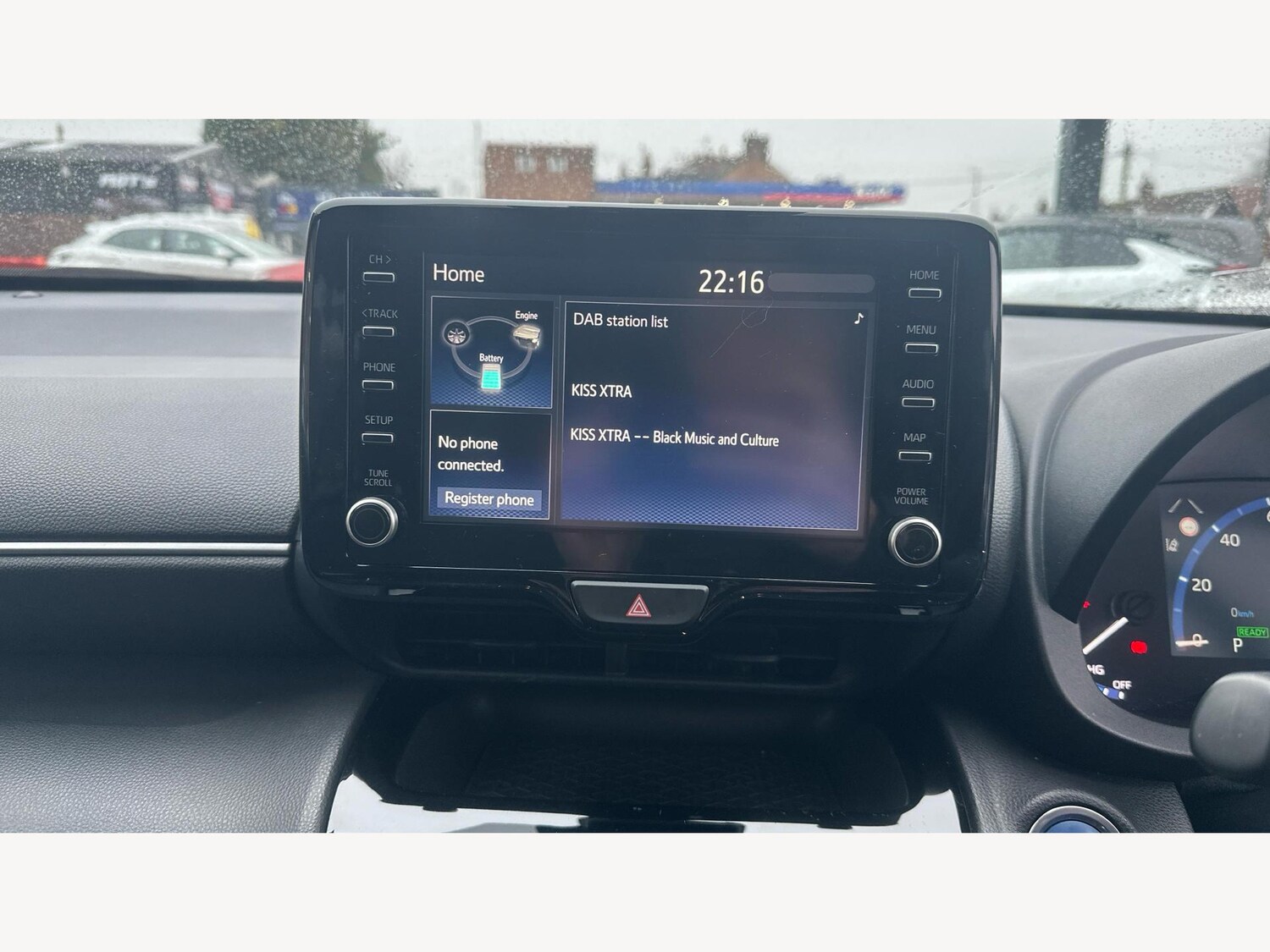 Used Toyota Yaris Cross 2022 for sale - 77330334: Photo 9