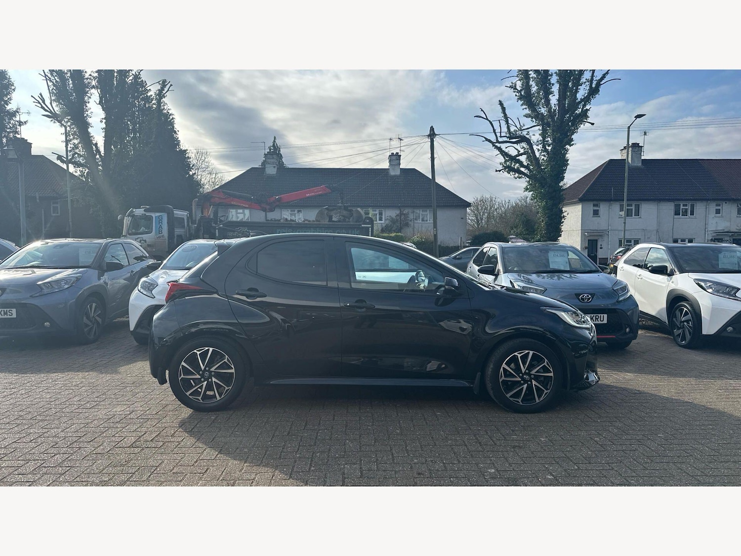 Used Toyota Yaris 2023 for sale - 77783993: Photo 18